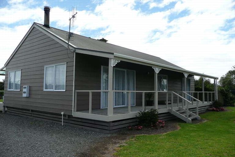 Photo of property in 24 Tokiri Road, Titoki, Whangarei, 0172
