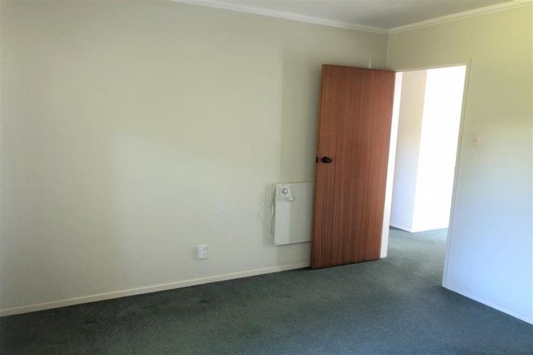 Photo of property in 7a Vincent Street, Waterloo, Lower Hutt, 5011