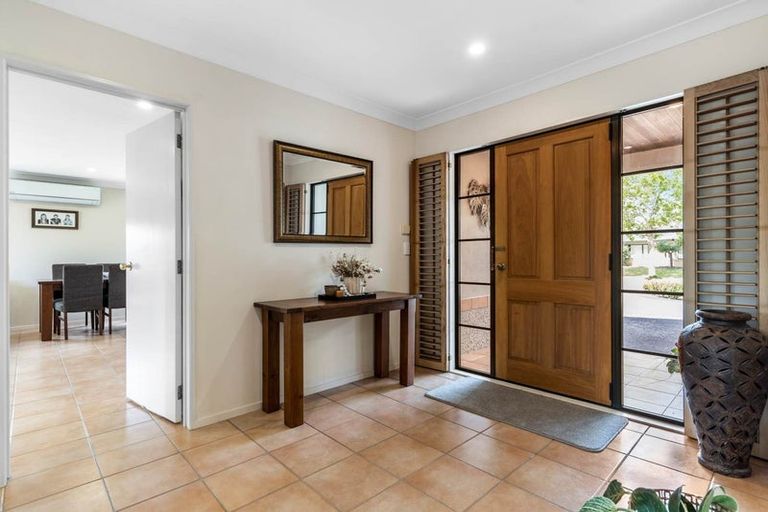 Photo of property in 25 Emyvalie Place, Dannemora, Auckland, 2016