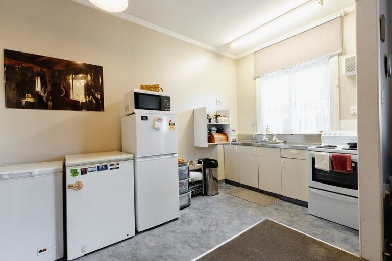 Photo of property in 240 South Road, Caversham, Dunedin, 9012