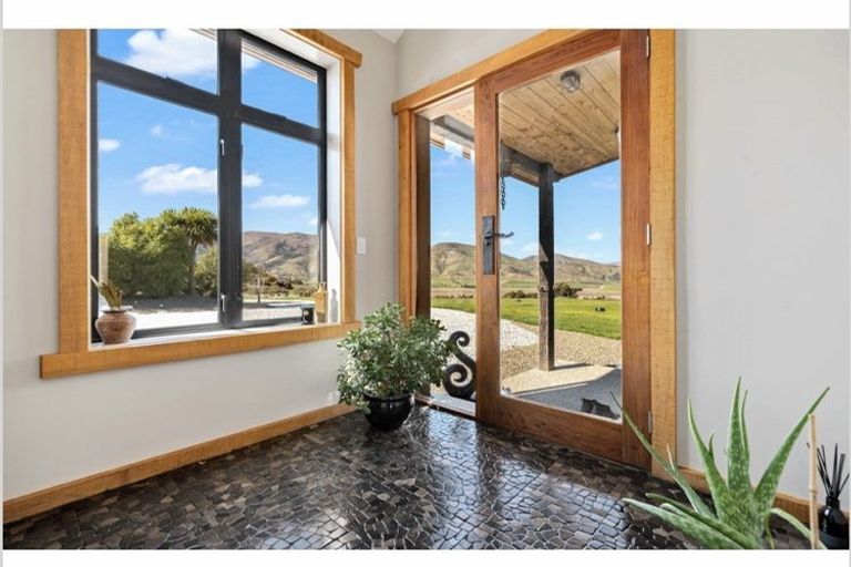 Photo of property in 86 Riverview Road, Queensberry, Cromwell, 9383