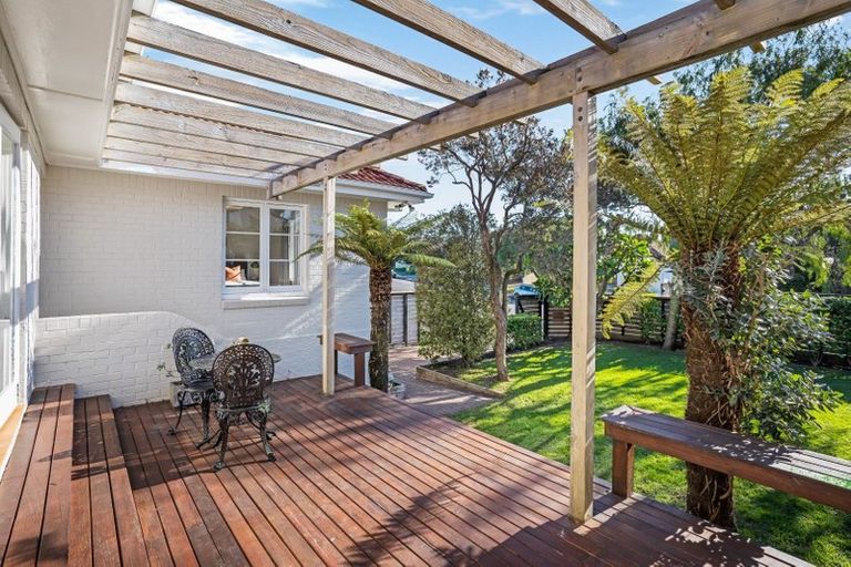 Photo of property in 3 William Denny Avenue, Westmere, Auckland, 1022