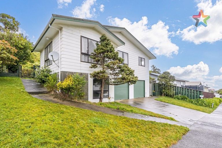 Photo of property in 236 Major Drive, Kelson, Lower Hutt, 5010