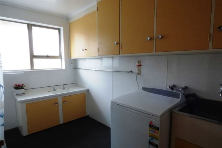 Photo of property in 35b Essex Street, Balclutha, 9230