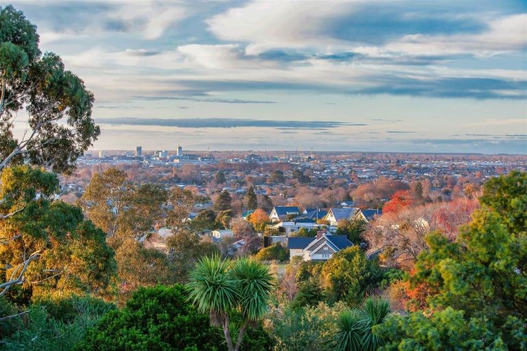 Photo of property in 18 Delhi Place, Cashmere, Christchurch, 8022