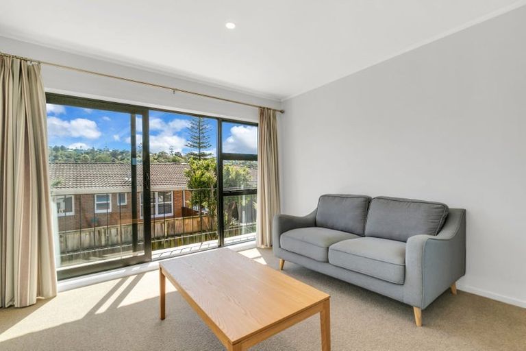 Photo of property in 7/767 Beach Road, Browns Bay, Auckland, 0630