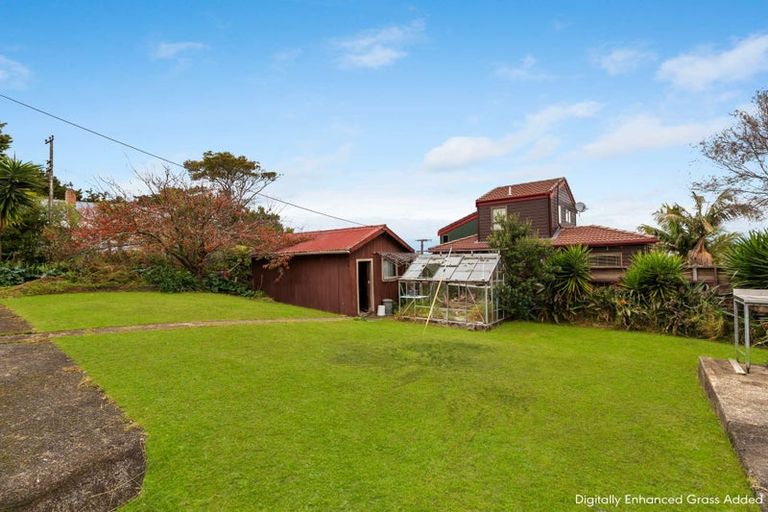 Photo of property in 116 Island Bay Road, Beach Haven, Auckland, 0626