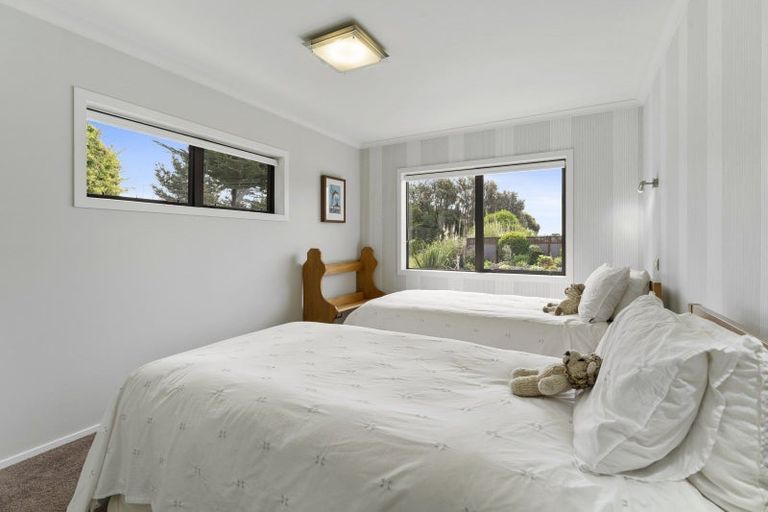 Photo of property in 7 Byron Brown Place, Otaki Beach, Otaki, 5512