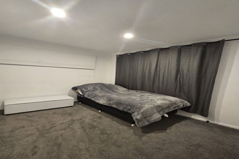 Photo of property in 37 Solway Crescent, Solway, Masterton, 5810