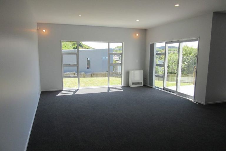 Photo of property in 36b Erlestoke Crescent, Churton Park, Wellington, 6037