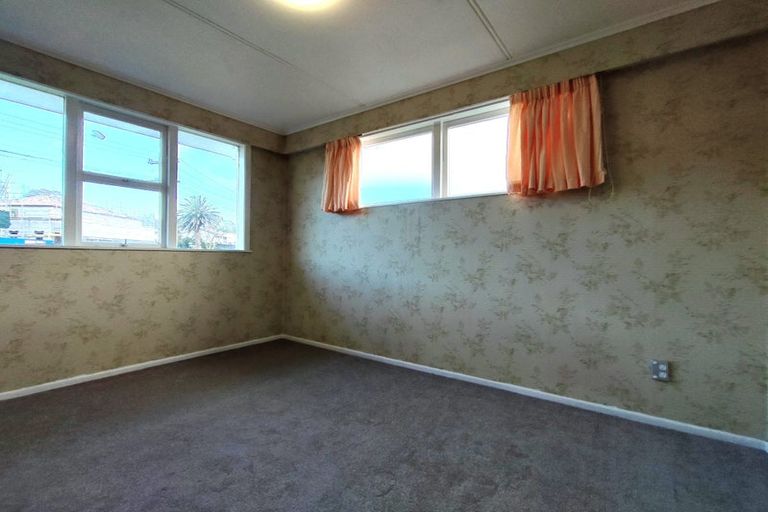 Photo of property in 44 Elliott Avenue, Bayview, Auckland, 0629