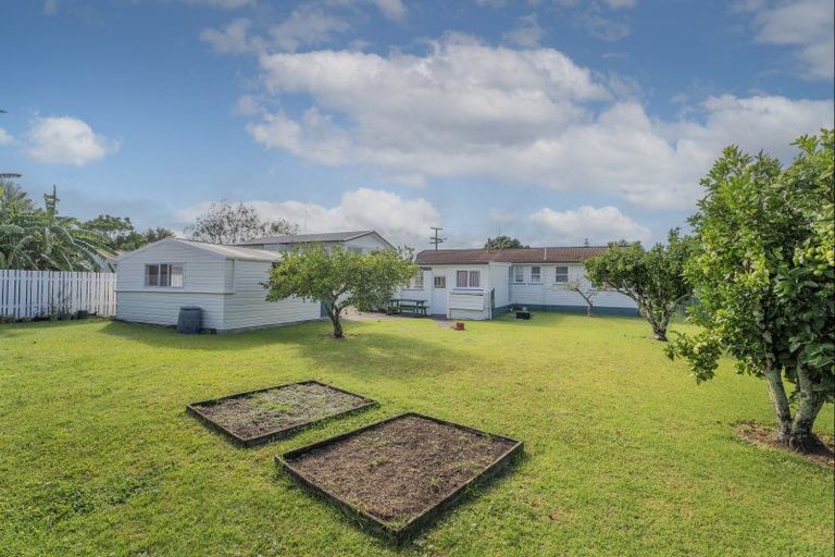 Photo of property in 14 Cook Drive, Whitianga, 3510