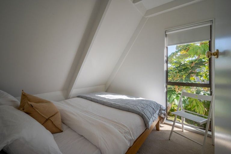 Photo of property in 32 Rue Balguerie, Akaroa, 7520