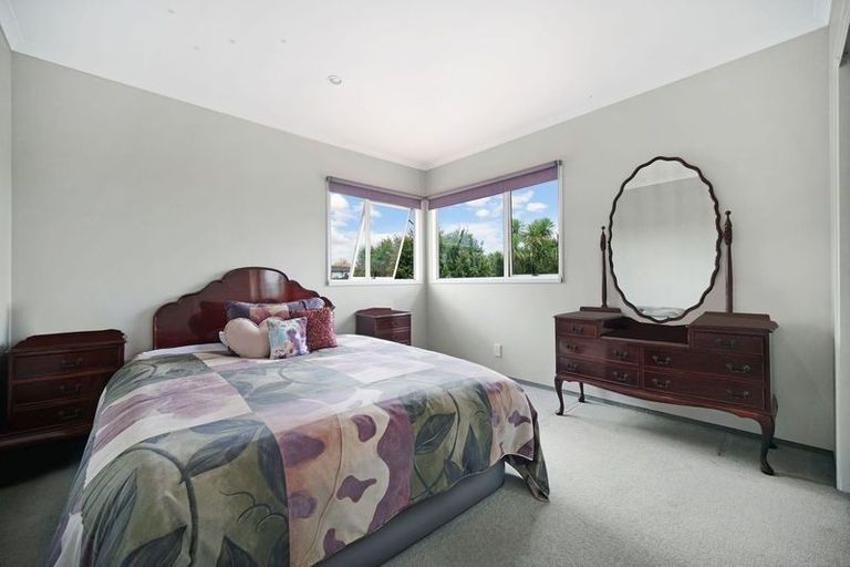 Photo of property in 27d Swanson Road, Henderson, Auckland, 0610