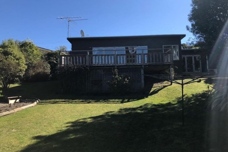 Photo of property in 19 Wakeman Road, Acacia Bay, Taupo, 3330