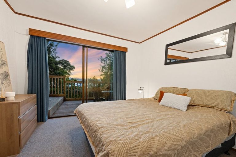 Photo of property in 1/78 Rangatira Road, Beach Haven, Auckland, 0626