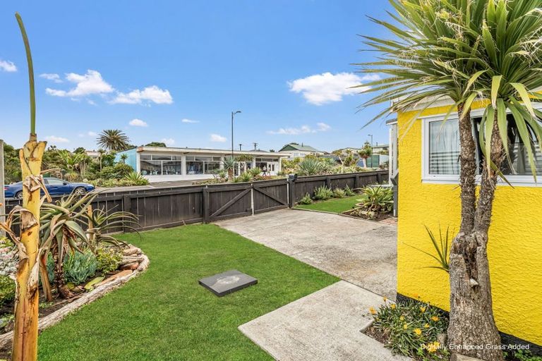 Photo of property in 31 Matai Street, Castlecliff, Whanganui, 4501