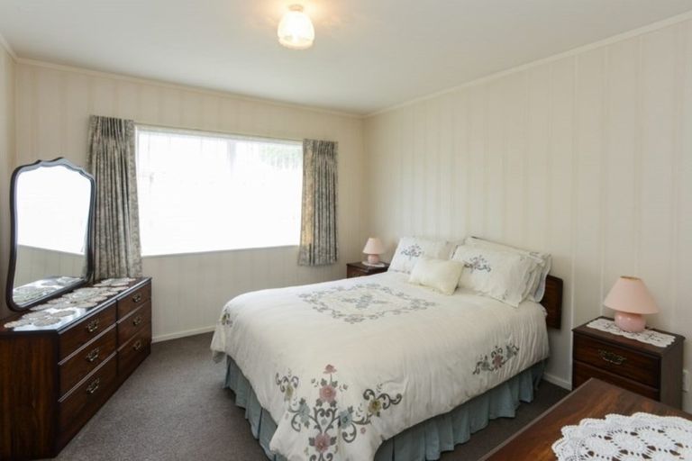 Photo of property in 2/102 Terrace Road, Parkvale, Hastings, 4122