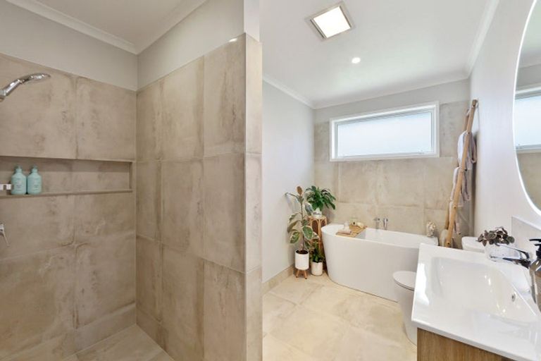 Photo of property in 14 Trevally Place, Snells Beach, 0920