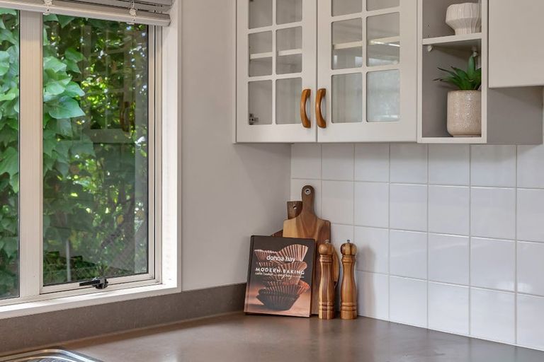 Photo of property in 17d Bernard Street, Avenues, Whangarei, 0110