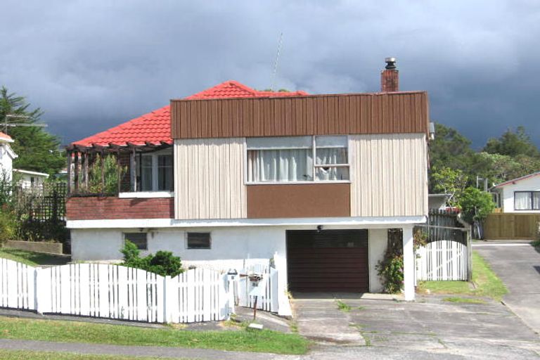 Photo of property in 8a Croydon Road, New Lynn, Auckland, 0600