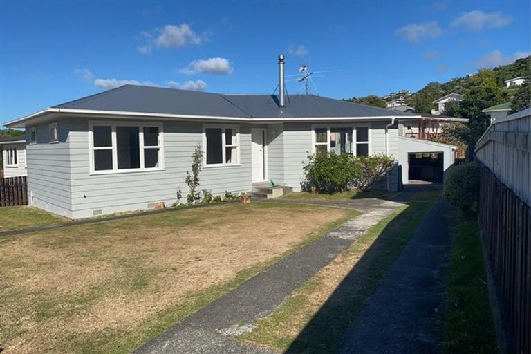 Photo of property in 14 Clematis Grove, Maungaraki, Lower Hutt, 5010