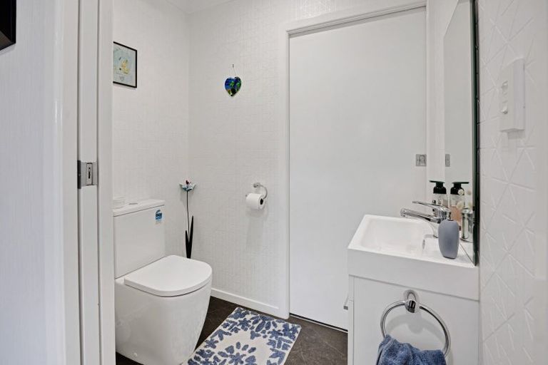 Photo of property in 3d Hinau Street, Inglewood, 4330