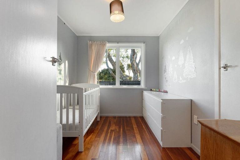 Photo of property in 35 Millers Road, Brookfield, Tauranga, 3110
