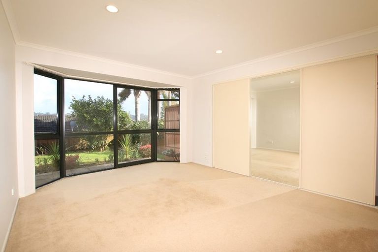 Photo of property in 174 Kyle Road, Greenhithe, Auckland, 0632