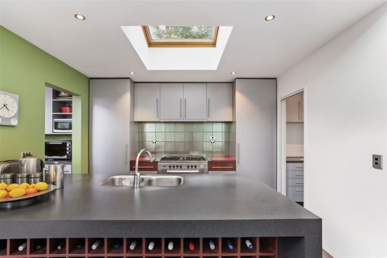 Photo of property in 8 Elmwood Road, Strowan, Christchurch, 8052