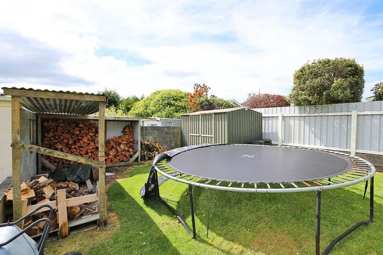 Photo of property in 23 Kowhai Avenue, Hargest, Invercargill, 9810