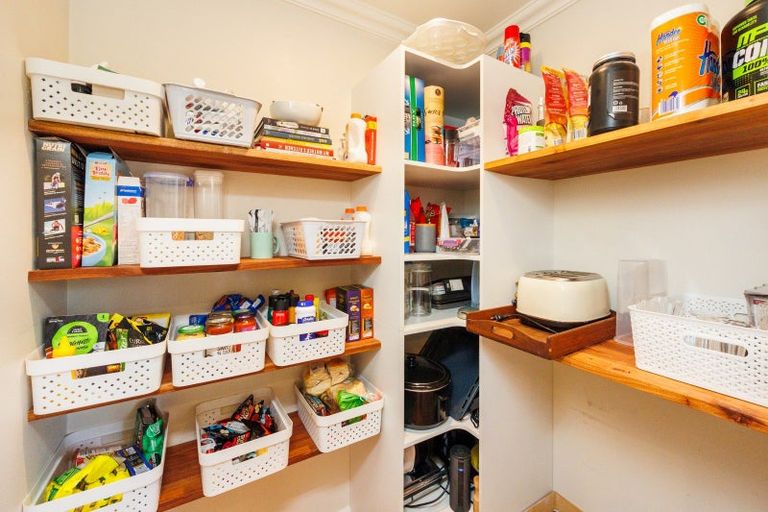 Photo of property in 239 Victoria Avenue, Hokowhitu, Palmerston North, 4410