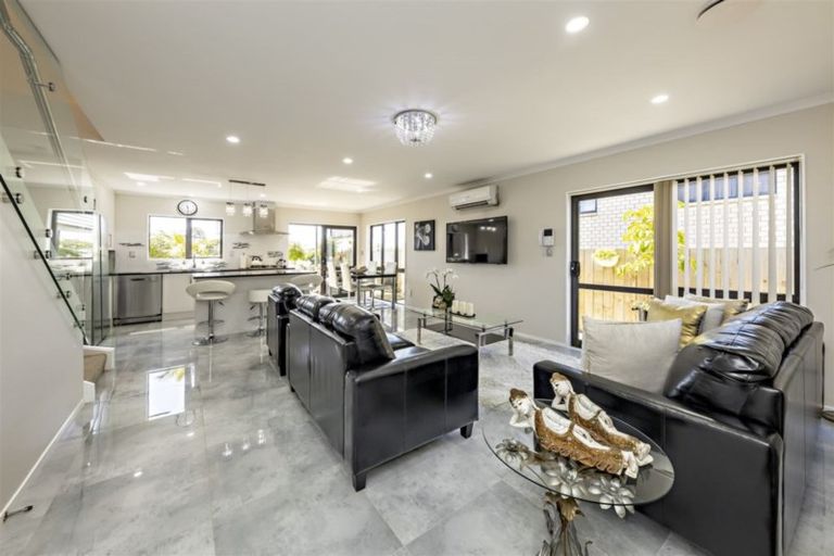 Photo of property in 6 Deepak Lane, Papatoetoe, Auckland, 2025