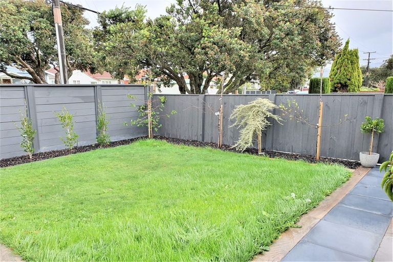 Photo of property in 44 Bell Road, Waiwhetu, Lower Hutt, 5010