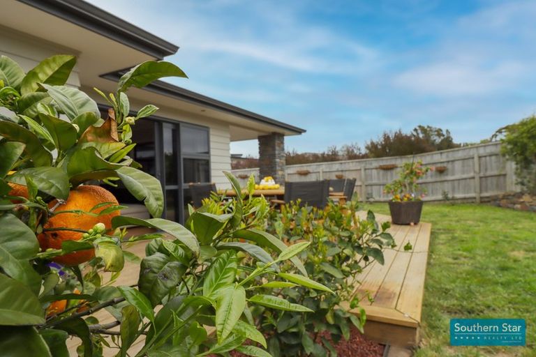 Photo of property in 38 San Priamo Place, Paraparaumu Beach, Paraparaumu, 5032