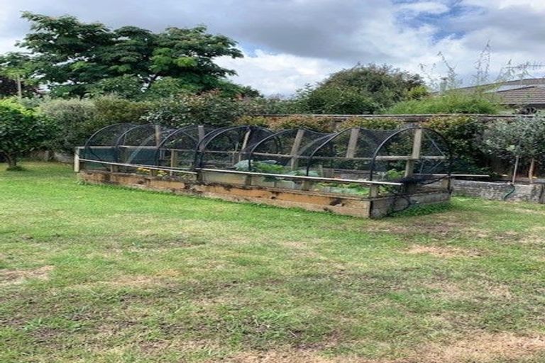 Photo of property in 70 Campbell Avenue, Paraparaumu, 5032