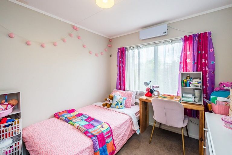 Photo of property in 52a Hinemoa Street, Paraparaumu, 5032