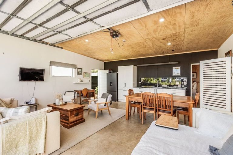 Photo of property in 20 Summer Lane, Tairua, 3508