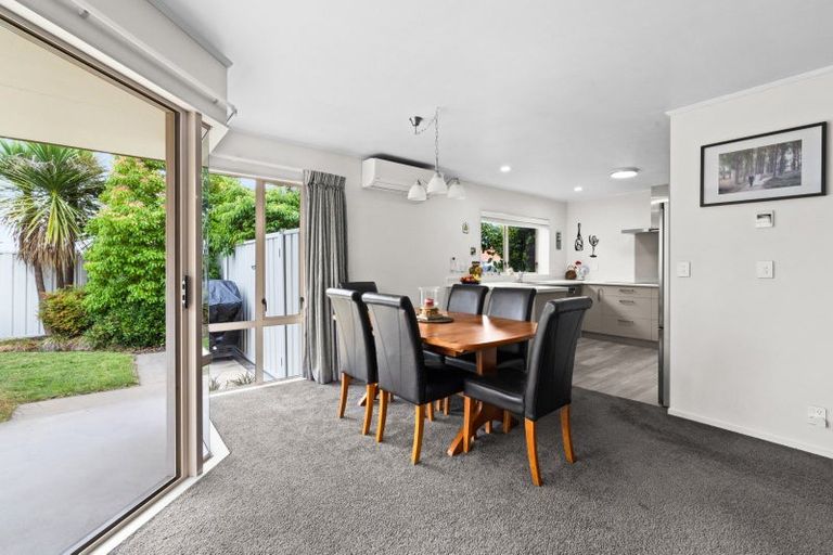 Photo of property in 34 Avondale Road, Taradale, Napier, 4112