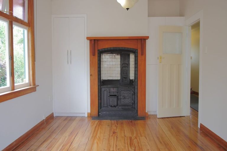 Photo of property in 76 Victoria Avenue, Palmerston North, 4410