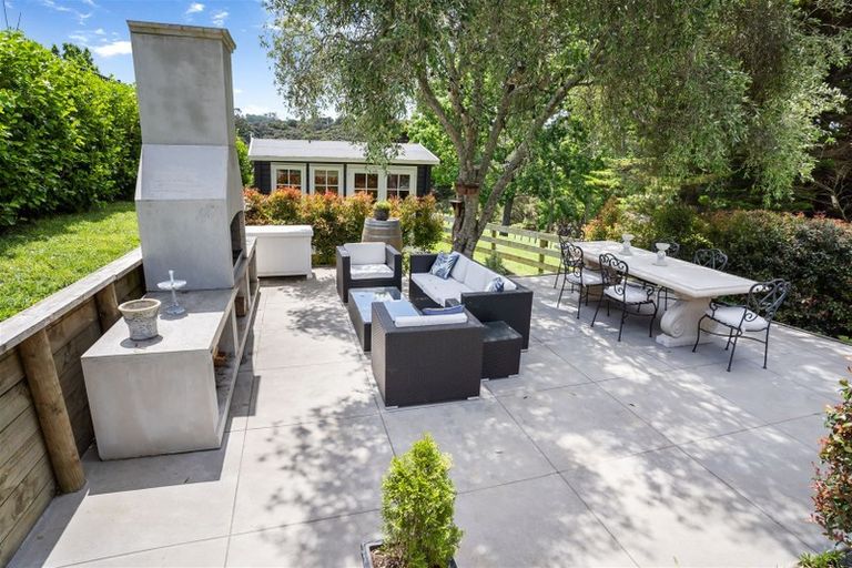 Photo of property in 66 Sandstone Road, Whitford, Manurewa, 2576