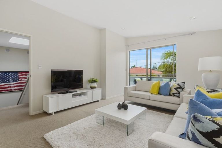 Photo of property in 89a Kowhai Road, Mairangi Bay, Auckland, 0630