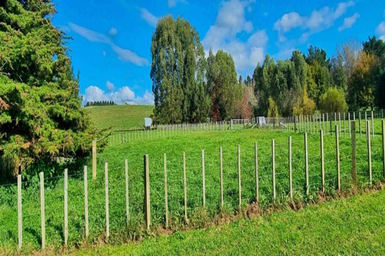 Photo of property in 40 Potts Road, Koputaroa, Levin, 5571