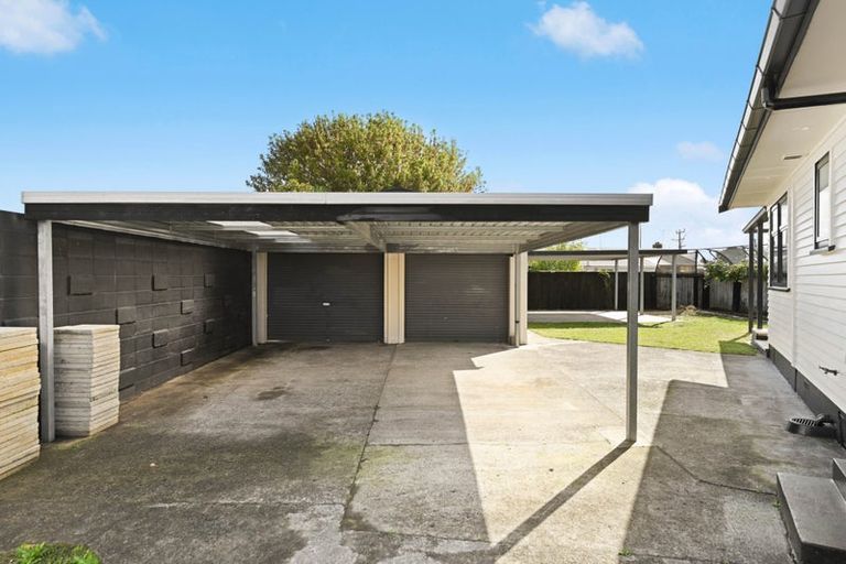 Photo of property in 42 English Street, St Andrews, Hamilton, 3200