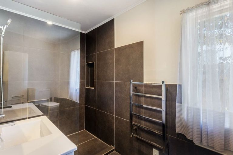 Photo of property in 2/215 Rifle Range Road, Tauhara, Taupo, 3330