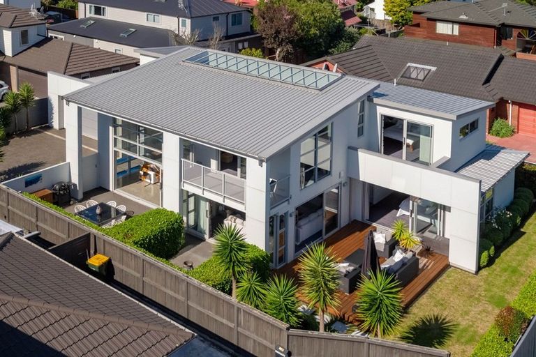 Photo of property in 94b Epuni Street, Epuni, Lower Hutt, 5011