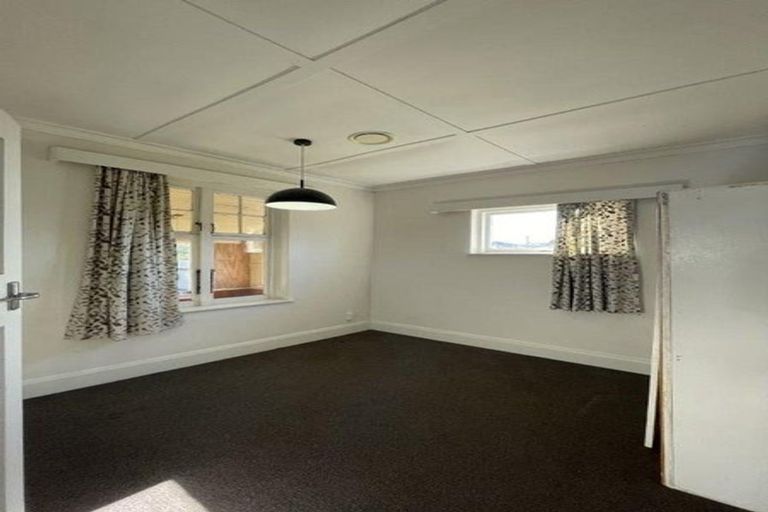 Photo of property in 17 Miro Street, Miramar, Wellington, 6022