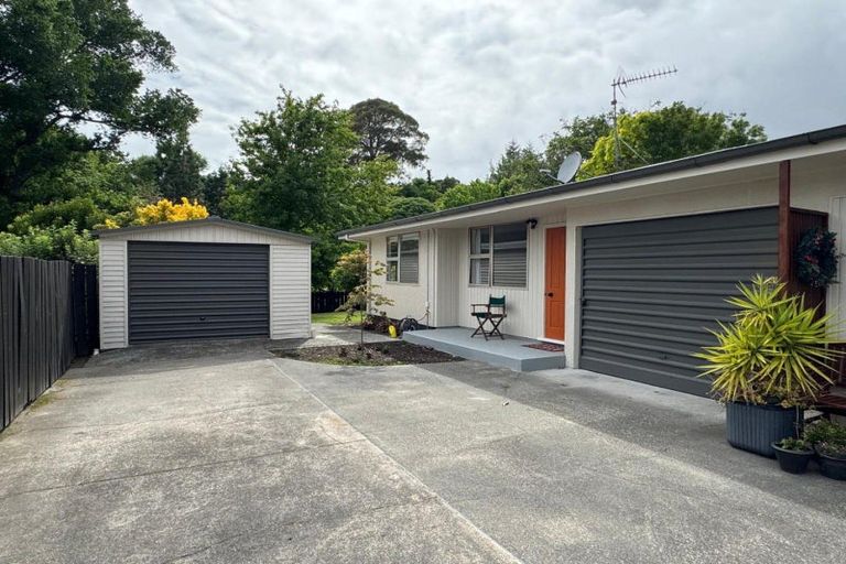 Photo of property in 19 Keirunga Road, Havelock North, 4130