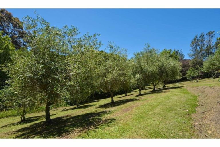 Photo of property in 846 Puketona Road, Haruru, 0204