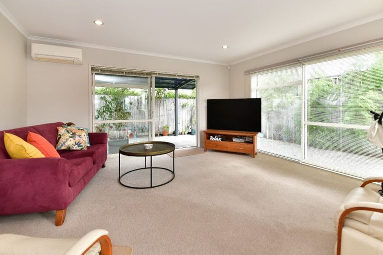 Photo of property in 44a Hatton Road, Orewa, 0931